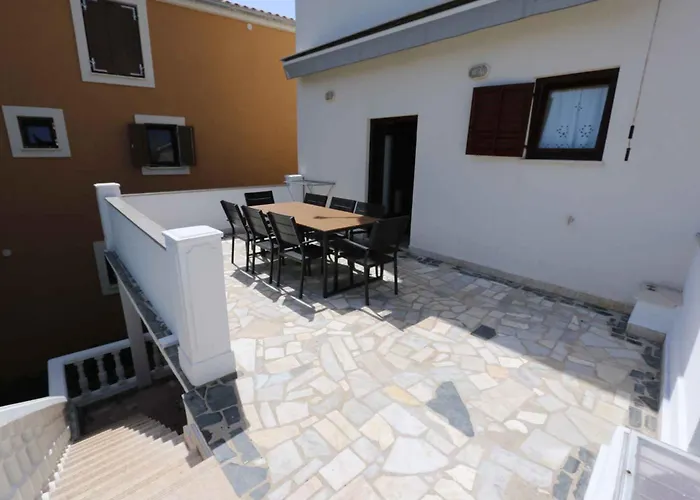 In - Insel Krk 26681 Holiday home Silo (Krk)